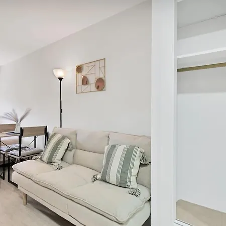 Estudio Con Wifi Piscina Y Parking En - Acuario 5 *